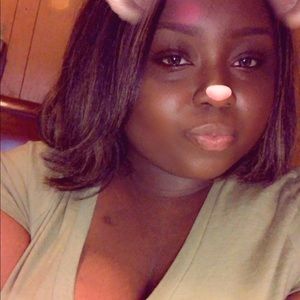 Meet your Posher, Joana